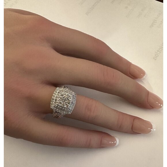 Beautiful 1.00 Carat Natural Cushion Cut Diamond Ring Size 7.25 - Picture 13 of 16